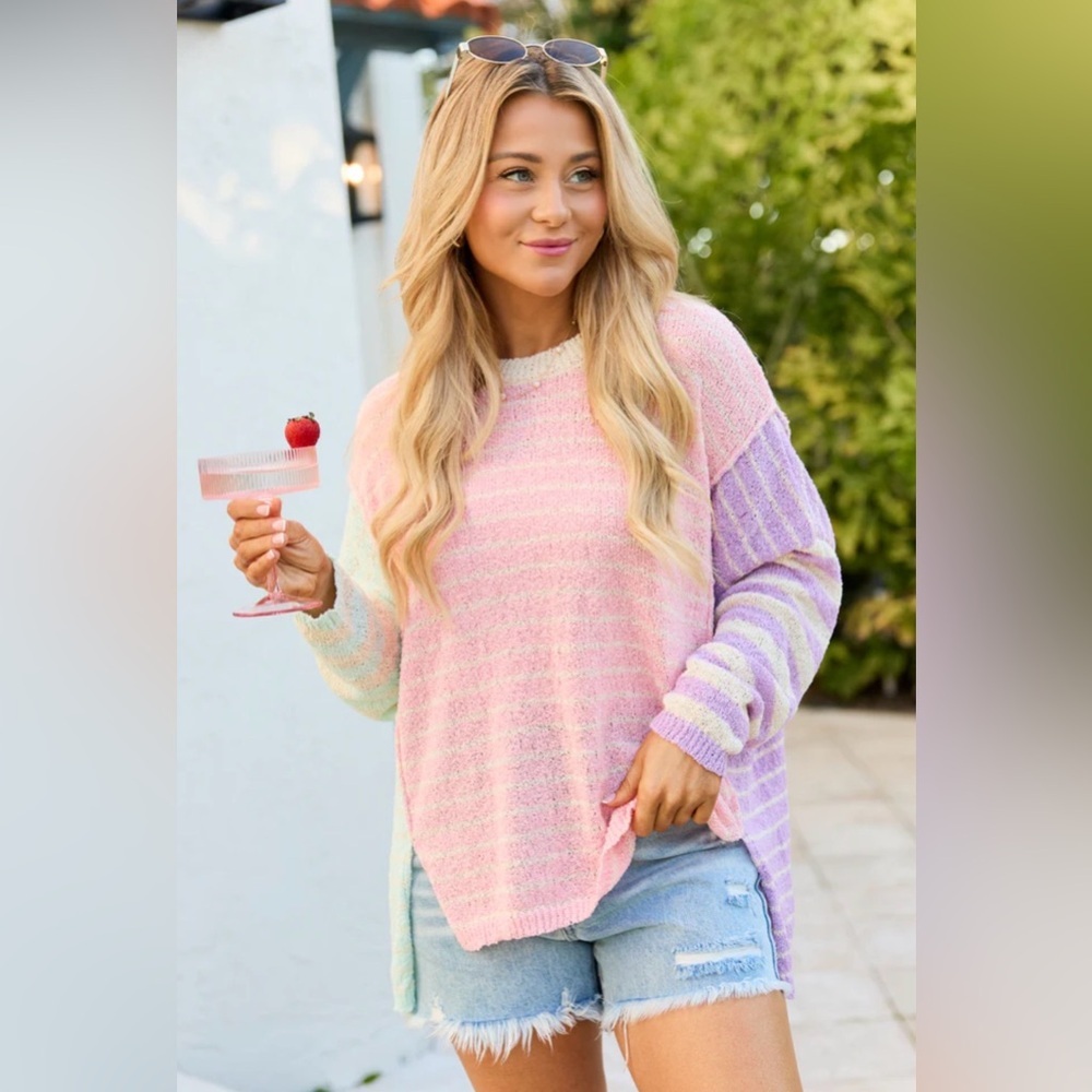 NWOT Pink Lily Kailynn Oversized Multi-Stripe Sweater - Picture 2 of 9